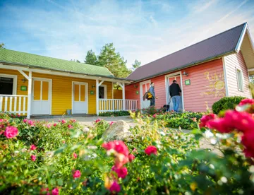 Buche jetzt deinen Kurzurlaub in unseren Hütten im Holiday Camp